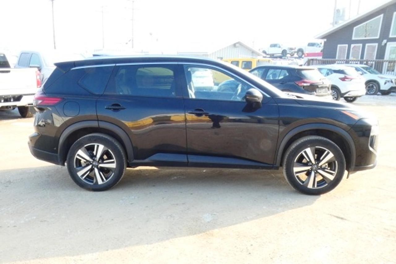 2024 Nissan Rogue SL AWD w/Htd Leather, pano S/R, NAV, BUC - Photo #5