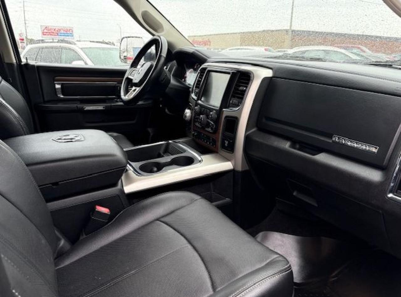 2017 RAM 1500 Laramie Photo