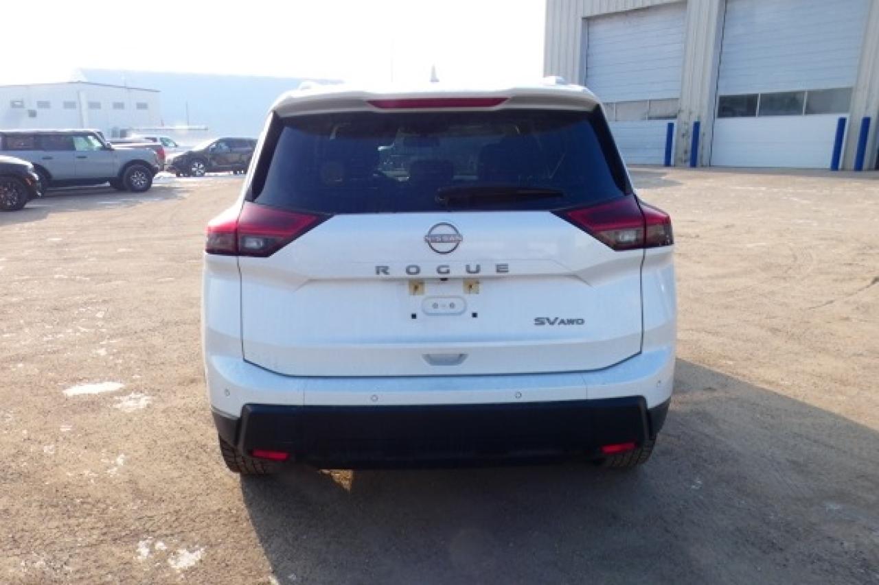 2024 Nissan Rogue SV AWD w/Moonroof, Htd cloth, BUC - Photo #7