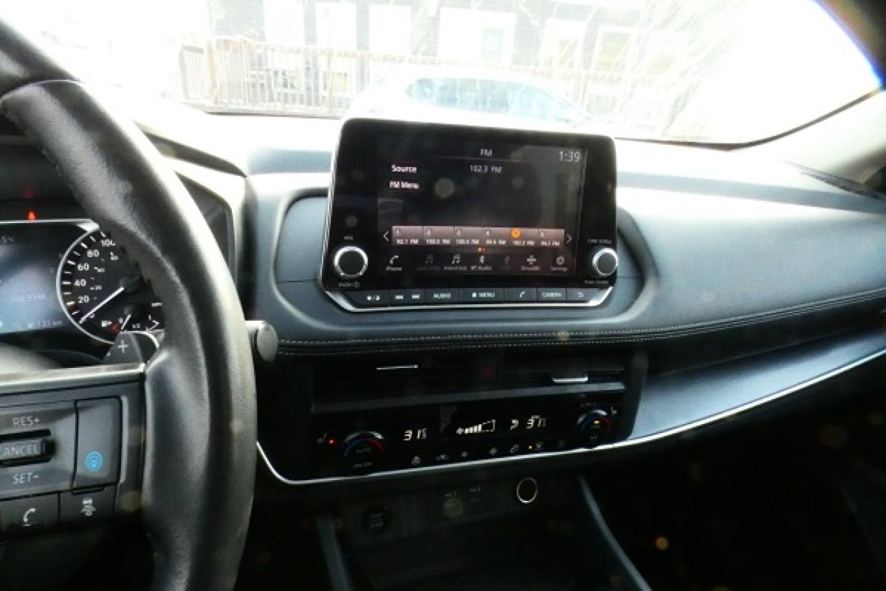 2024 Nissan Rogue SV AWD w/Moonroof, Htd cloth, BUC - Photo #15