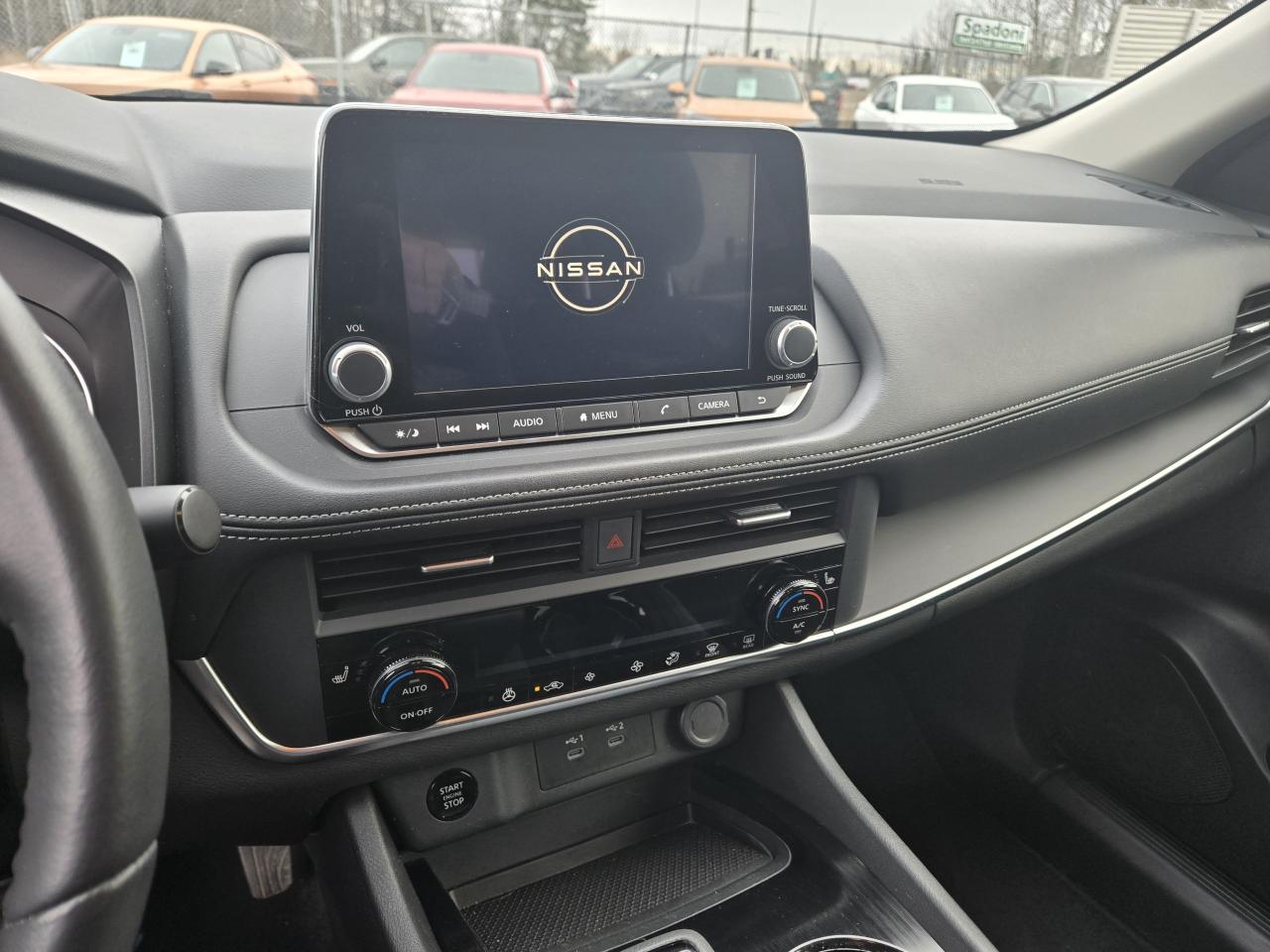 2024 Nissan Rogue S Photo