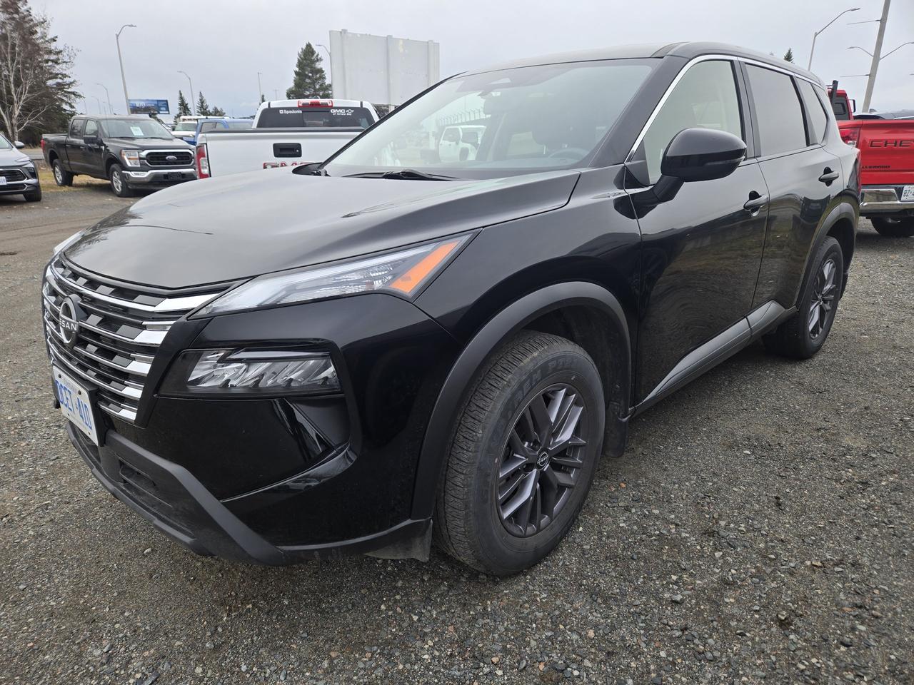 2024 Nissan Rogue S - Photo #1