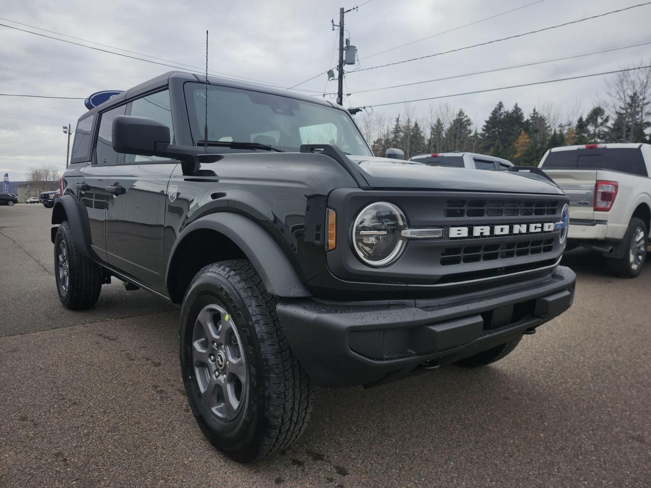 2025 Ford Bronco Big Bend 4 Door 4x4 Photo2