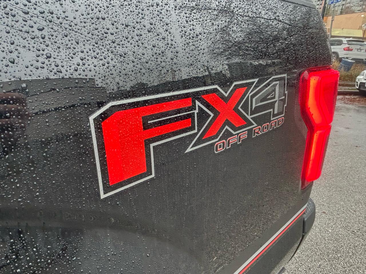 2018 Ford F-150 Lariat - Photo #16