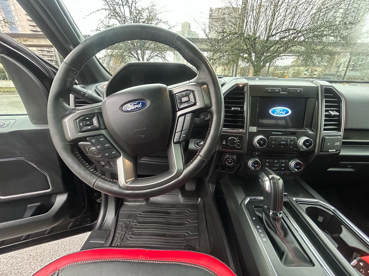 2018 Ford F-150 Lariat - Photo #11