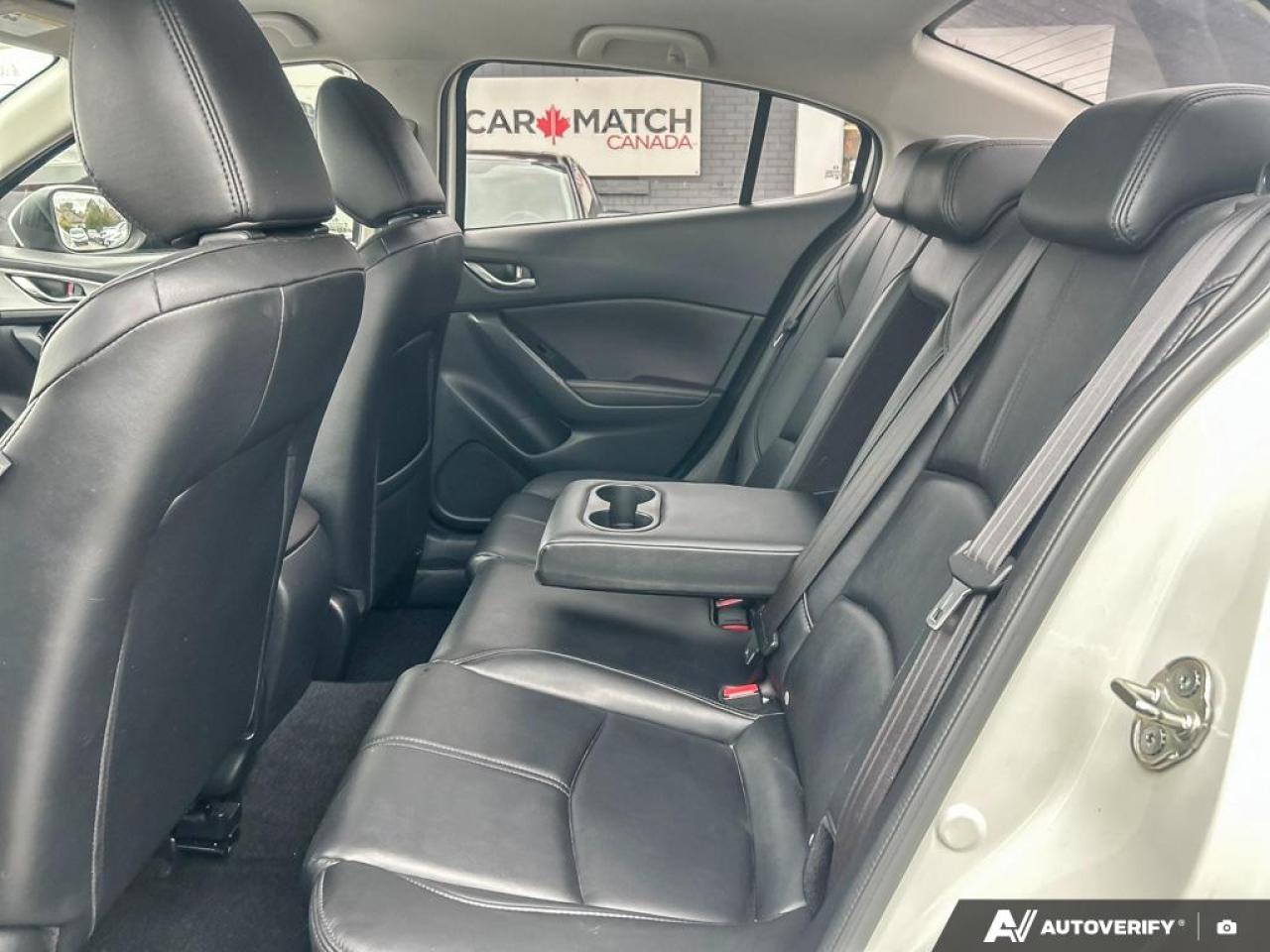 2018 Mazda MAZDA3 GS / NO ACCIDENTS / LEATHER / NAV / BOSE SOUND - Photo #11