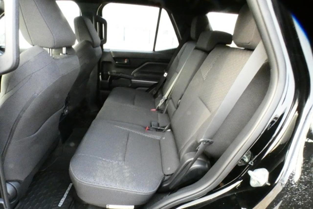 2025 Toyota 4Runner SR5 4WD w/Htd cloth, Nav ready, BUC - Photo #10