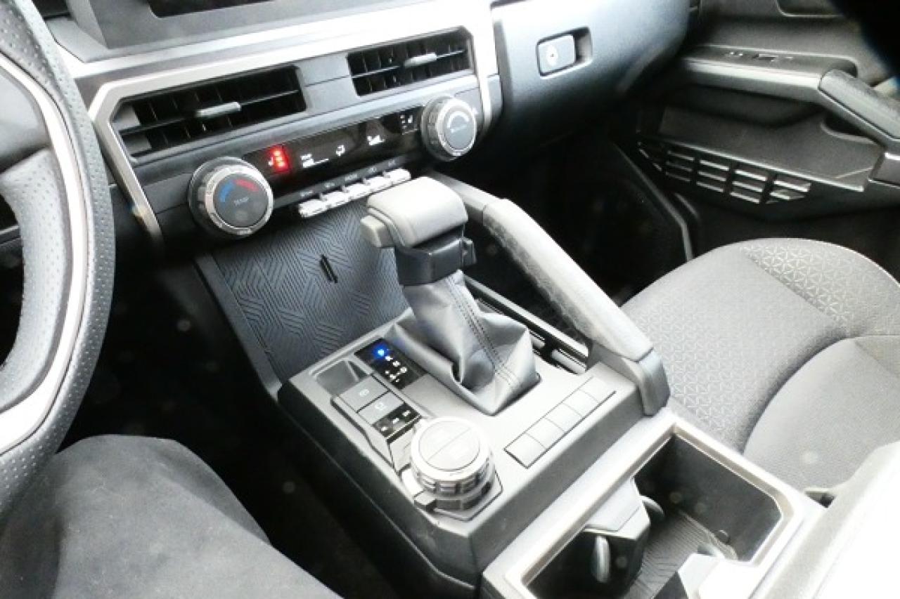 2025 Toyota 4Runner SR5 4WD w/Htd cloth, Nav ready, BUC - Photo #17