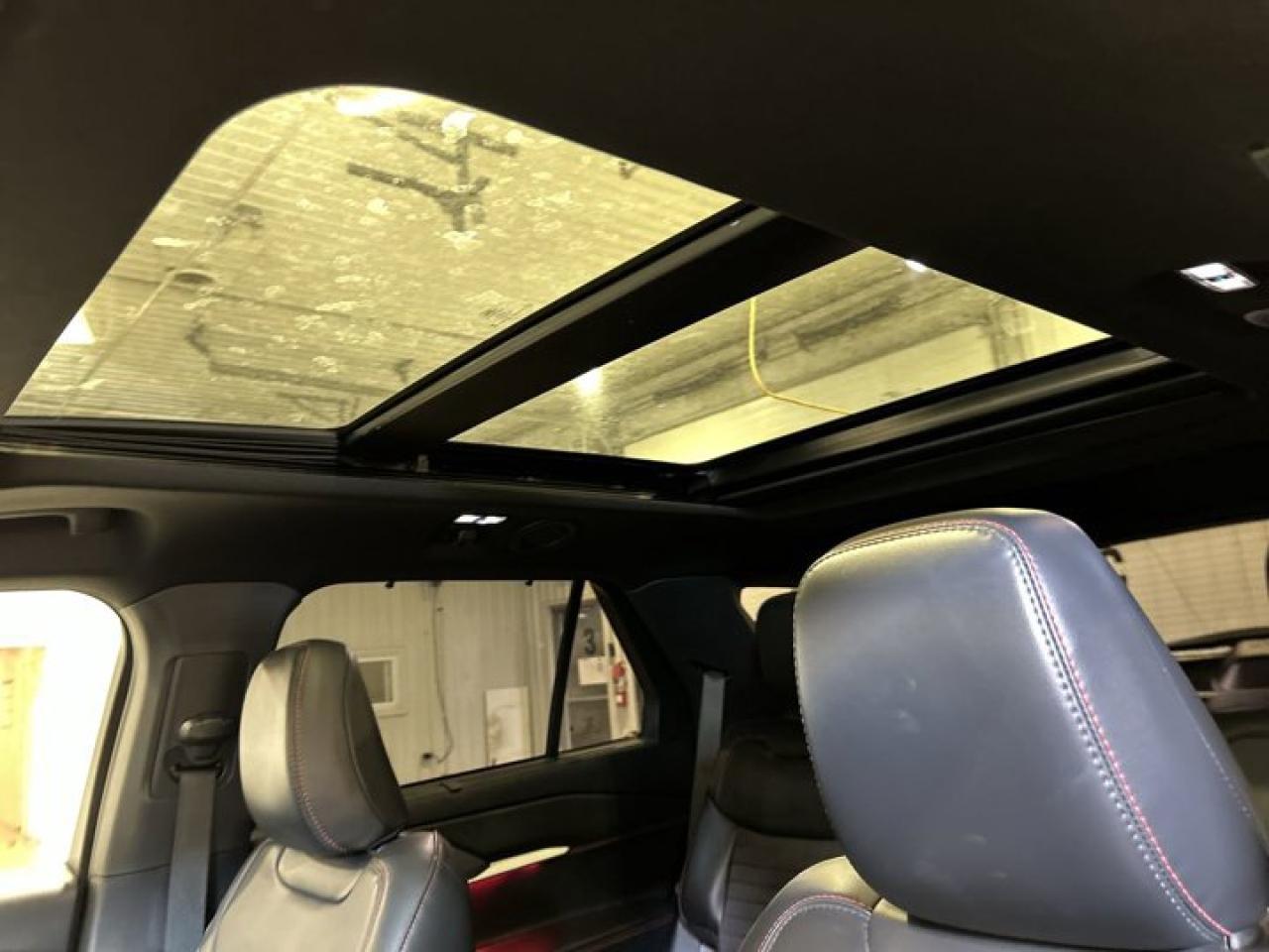 2025 Ford Explorer ST-Line Street Pack | Premium Package | Photo