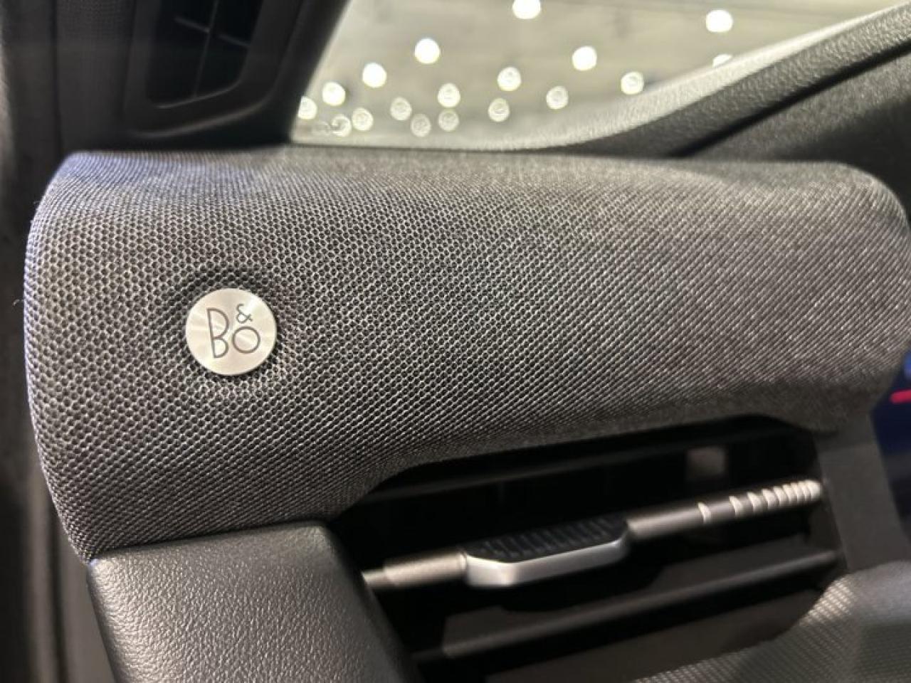 2025 Ford Explorer ST-Line Street Pack | Premium Package | Photo