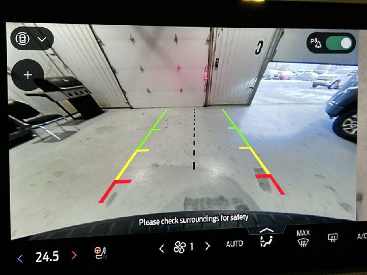 2025 Ford Explorer ST-Line Street Pack | Premium Package | Photo