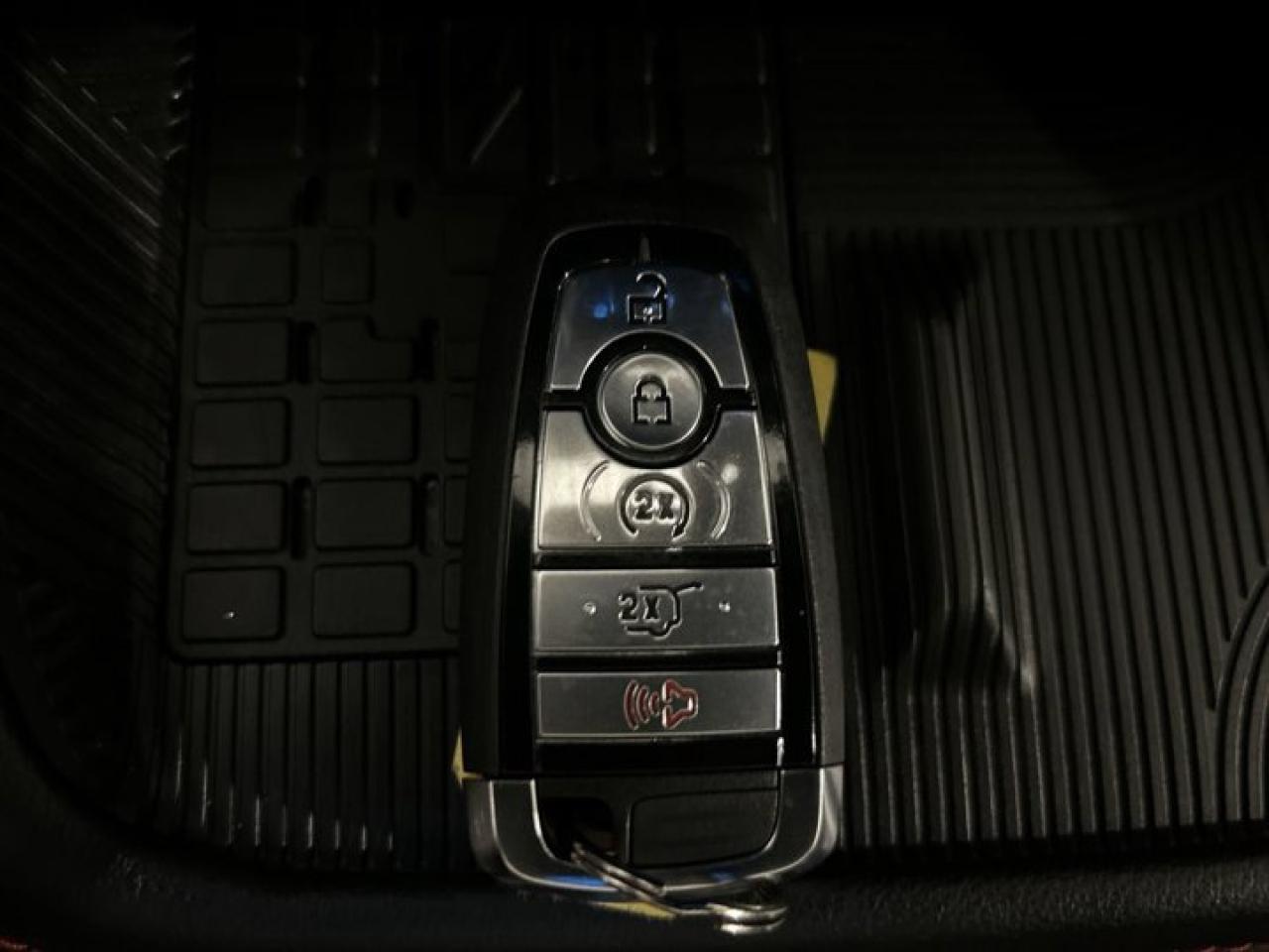 2025 Ford Explorer ST-Line Street Pack | Premium Package | Photo