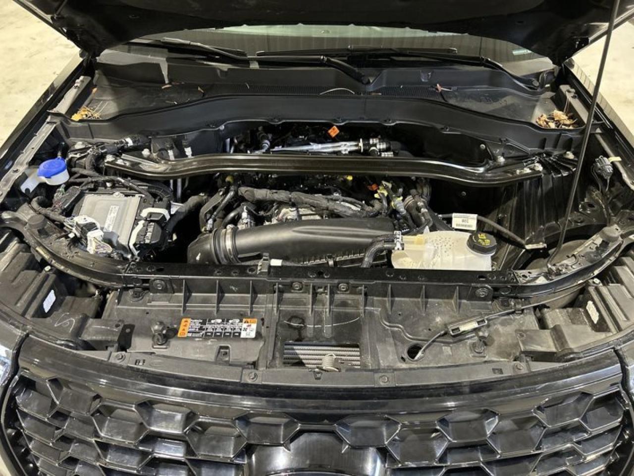 2025 Ford Explorer ST-Line Street Pack | Premium Package | Photo