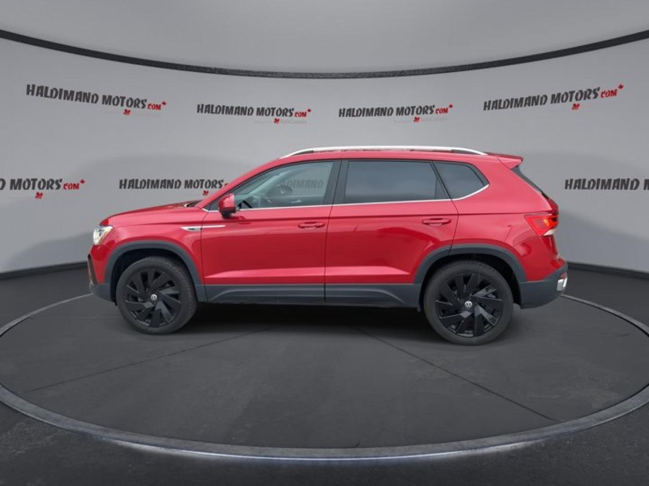 2024 Volkswagen Taos Highline 4MOTION Photo4