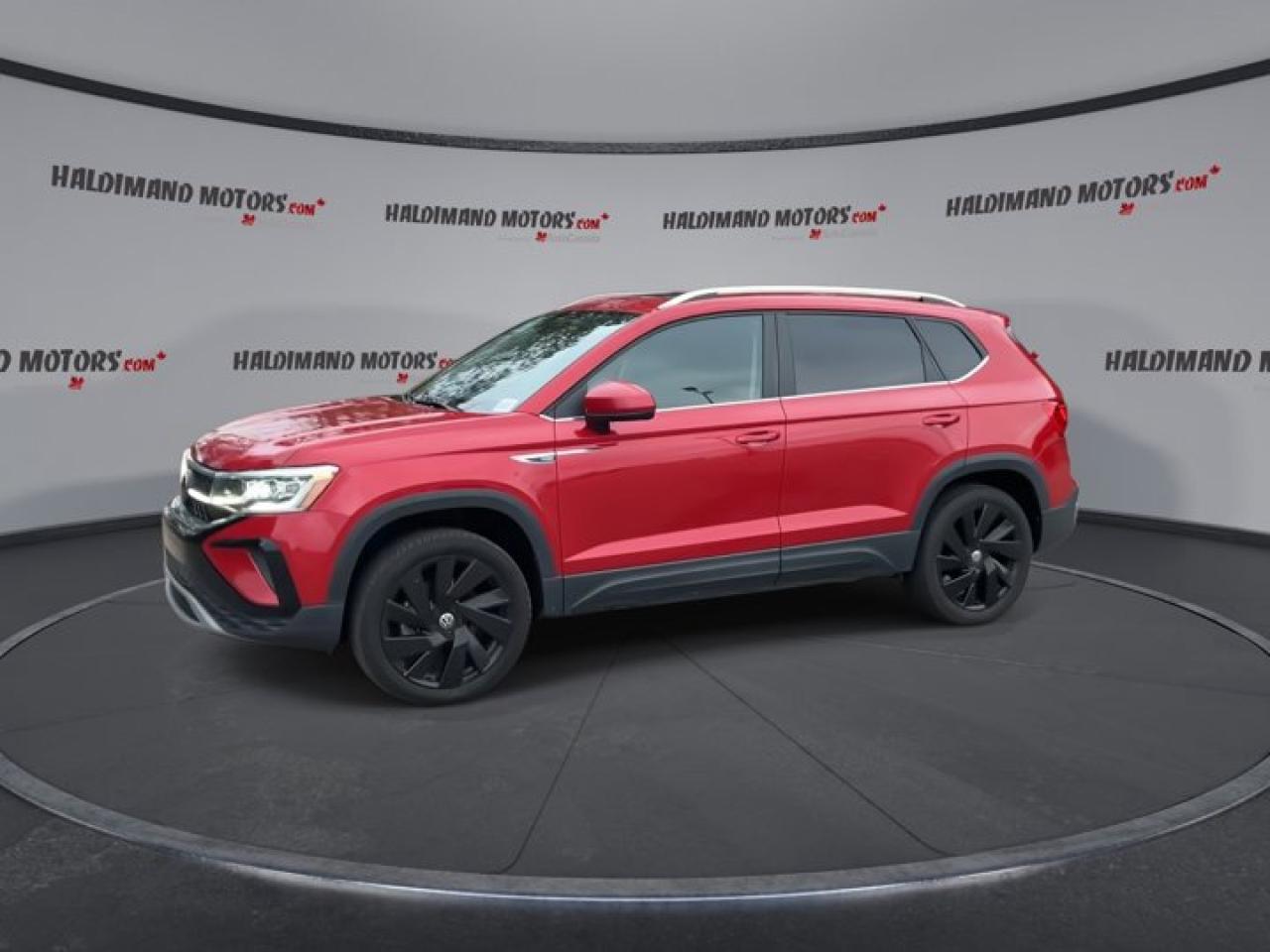 2024 Volkswagen Taos Highline 4MOTION Photo3