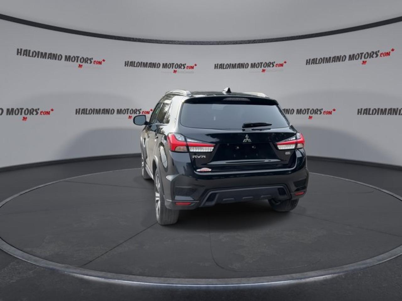 2021 Mitsubishi RVR SEL AWC | Panoramic Roof | Leather Seats | Heated Seats Photo