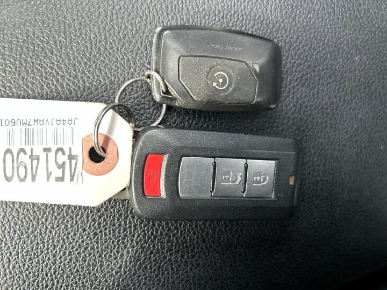 2021 Mitsubishi RVR SEL AWC | Panoramic Roof | Leather Seats | Heated Seats Photo