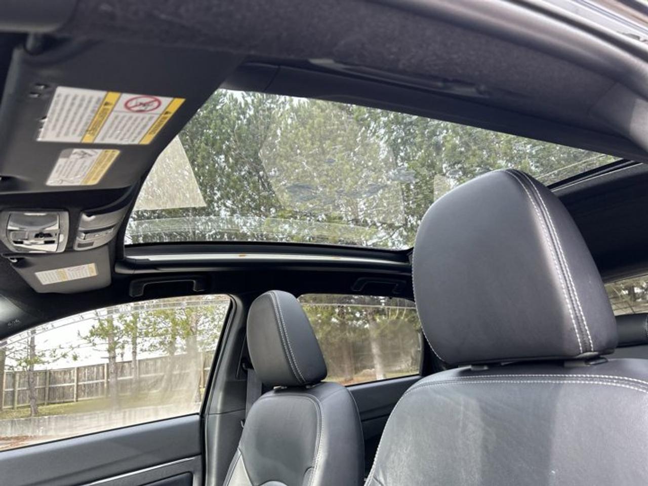 2021 Mitsubishi RVR SEL AWC | Leather Seats | Heated Seats | No accidents Photo