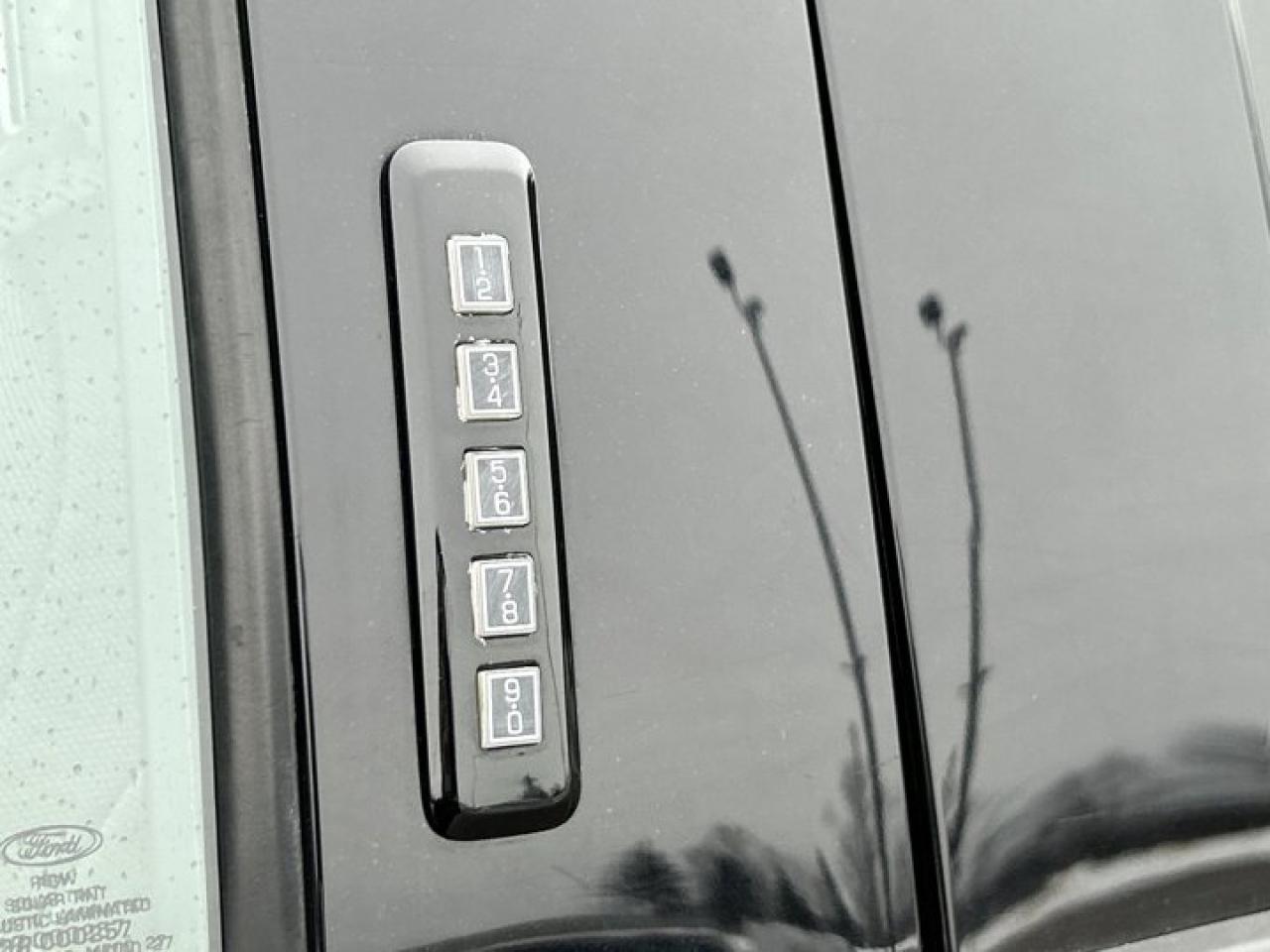 2018 Ford F-150 XLT EXT CAB  4x4 Photo