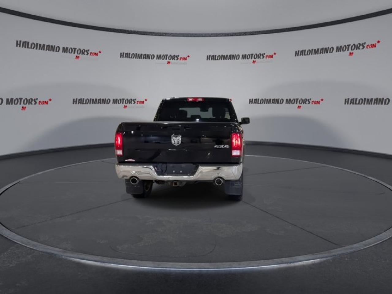 2019 RAM 1500 Classic Tradesman 4x4 Crew Photo