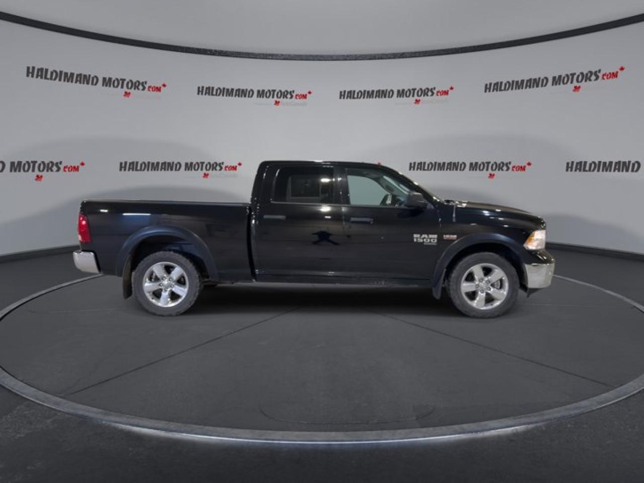 2019 RAM 1500 Classic Tradesman 4x4 Crew Photo