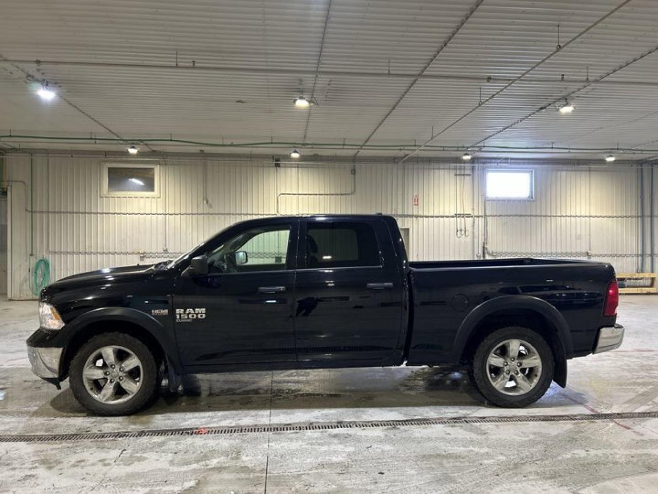 2019 RAM 1500 Classic Tradesman 4x4 Crew Photo