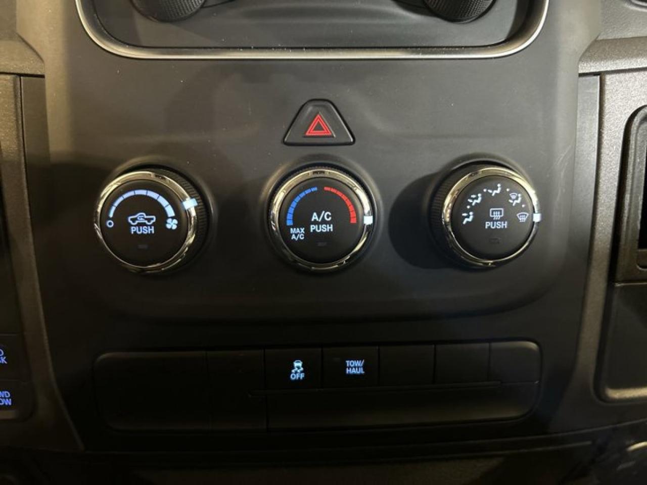 2019 RAM 1500 Classic Tradesman 4x4 Crew Photo