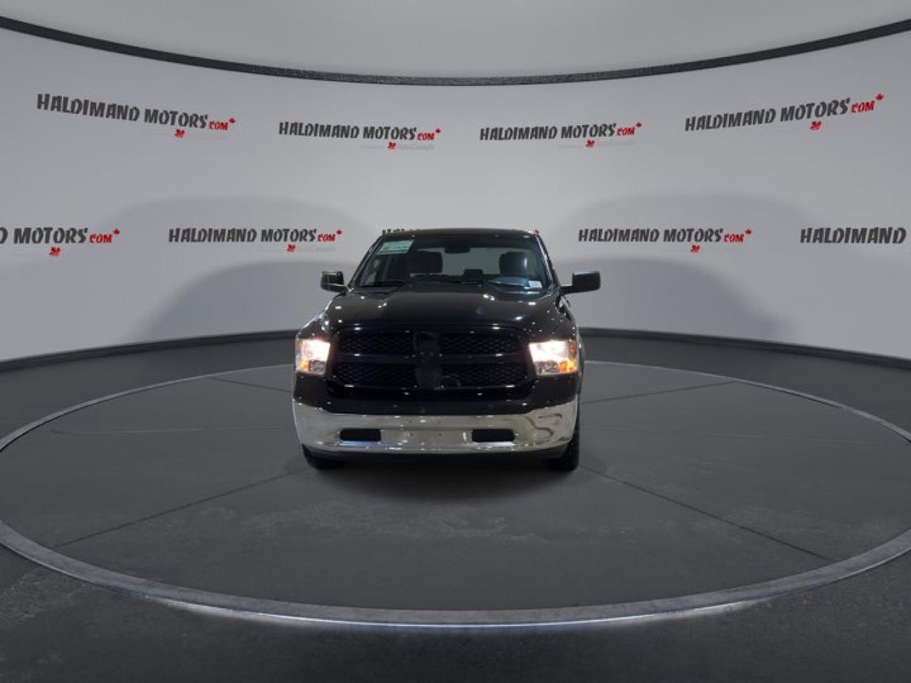 2019 RAM 1500 Classic Tradesman 4x4 Crew Photo
