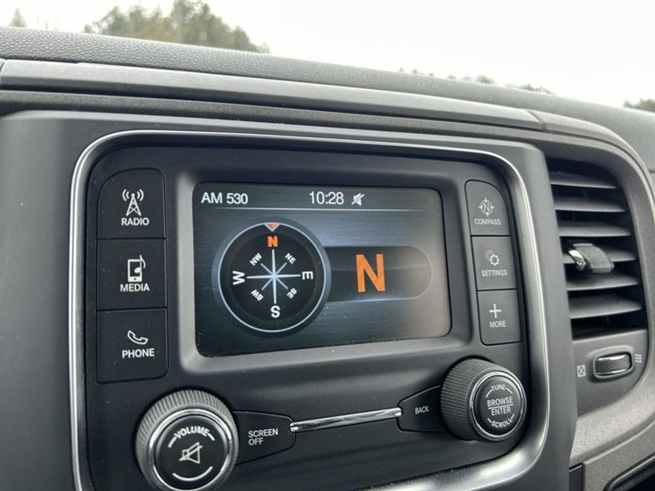 2019 RAM 1500 Classic SXT Crew Cab 5'7 Box 4x4 Photo