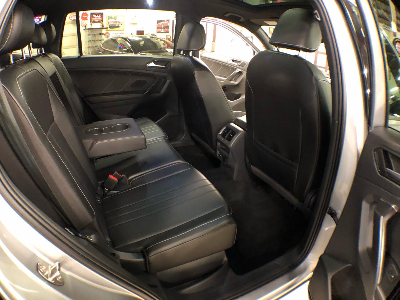 2023 Volkswagen Tiguan COMFORTLINE R-LINE B/EDITION AWD LEATHER PAN/ROOF Photo