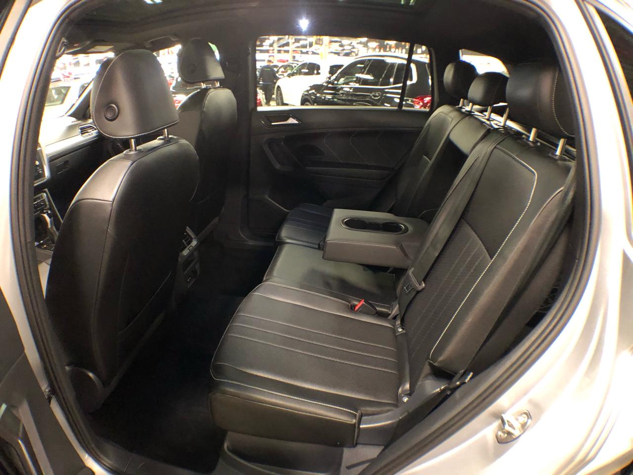 2023 Volkswagen Tiguan COMFORTLINE R-LINE B/EDITION AWD LEATHER PAN/ROOF Photo