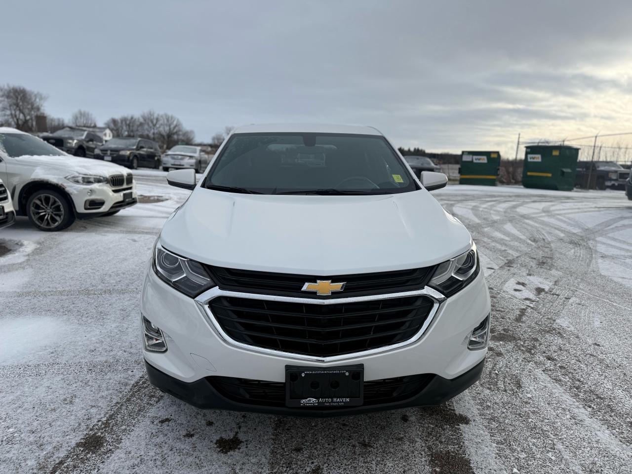 2019 Chevrolet Equinox LT Photo2