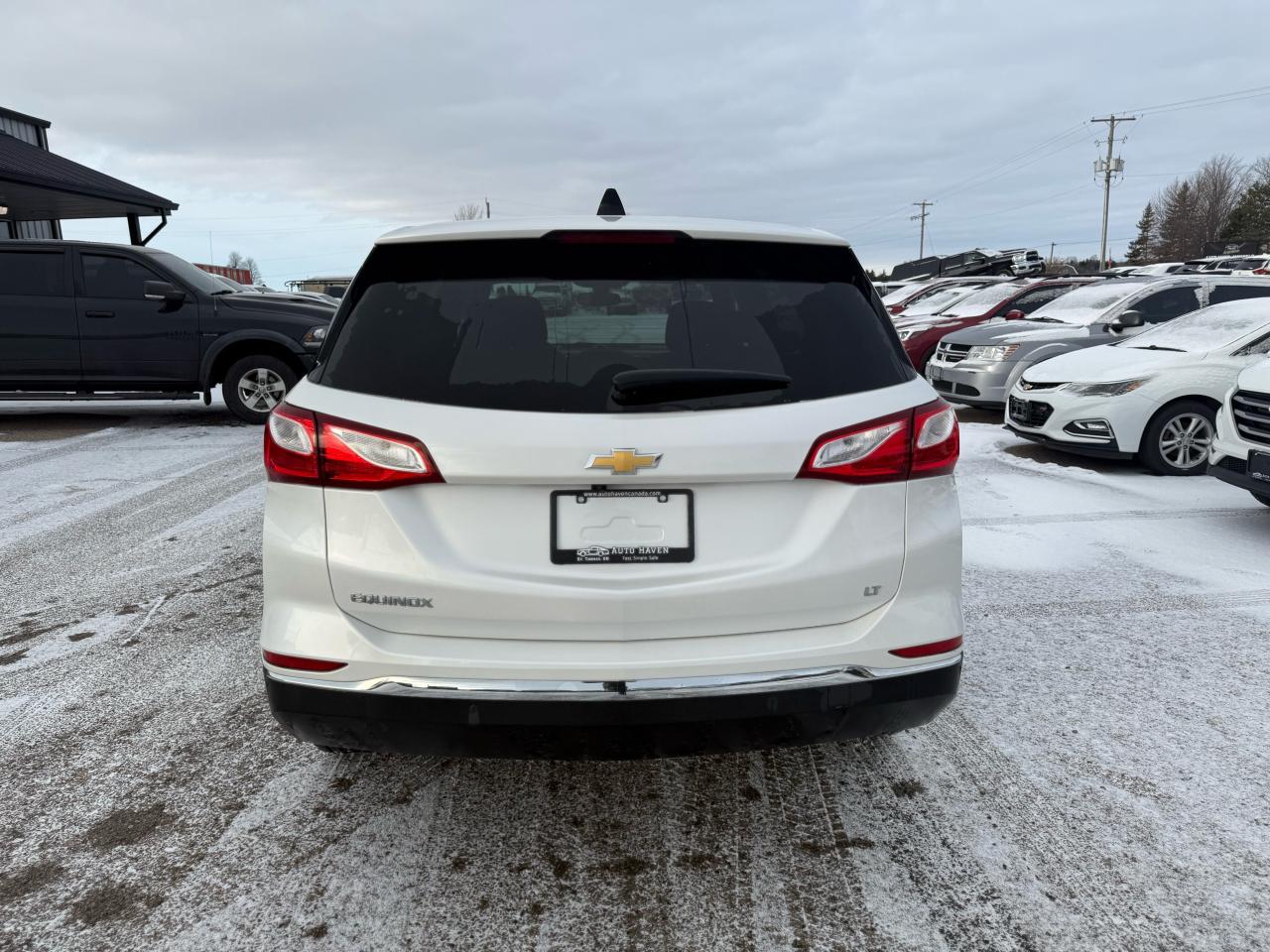 2019 Chevrolet Equinox LT Photo4