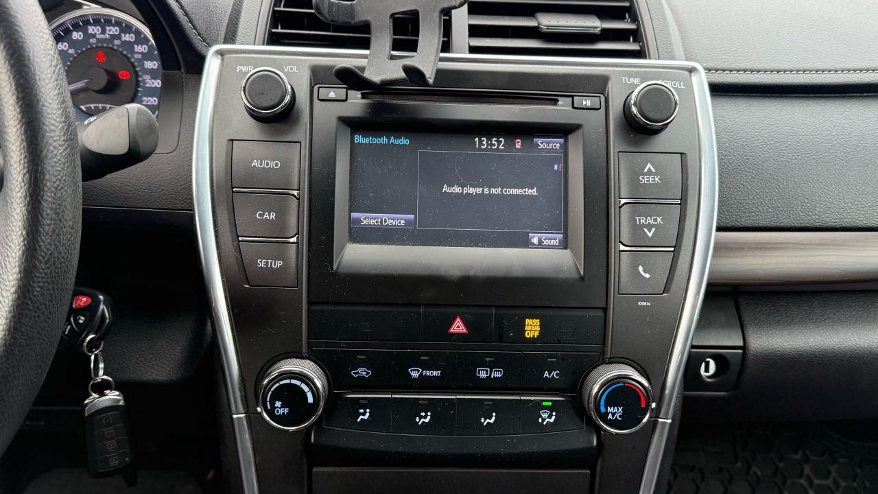 2017 Toyota Camry LE Photo