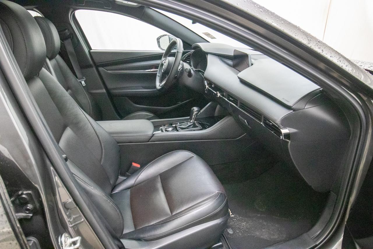 2021 Mazda MAZDA3 GT Auto i-ACTIV AWD Photo5