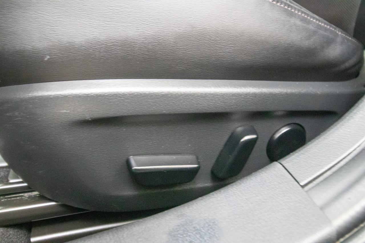 2021 Mazda MAZDA3 GT Auto i-ACTIV AWD Photo5