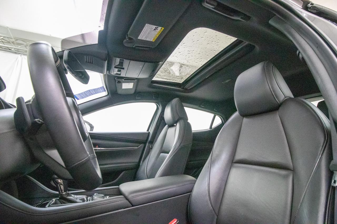 2021 Mazda MAZDA3 GT Auto i-ACTIV AWD Photo5