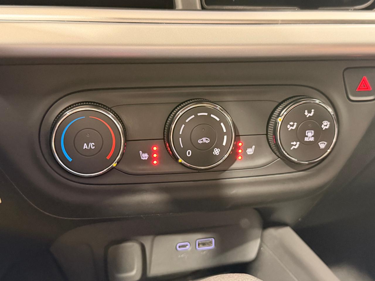 2024 Chevrolet Trax 1RS+ONE OWNER+CLEAN CARFAX Photo96