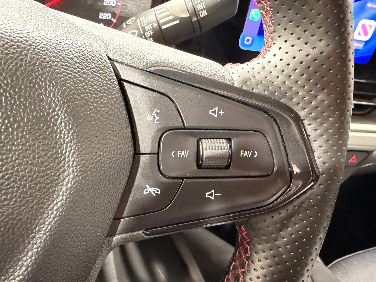 2024 Chevrolet Trax 1RS+ONE OWNER+CLEAN CARFAX Photo105