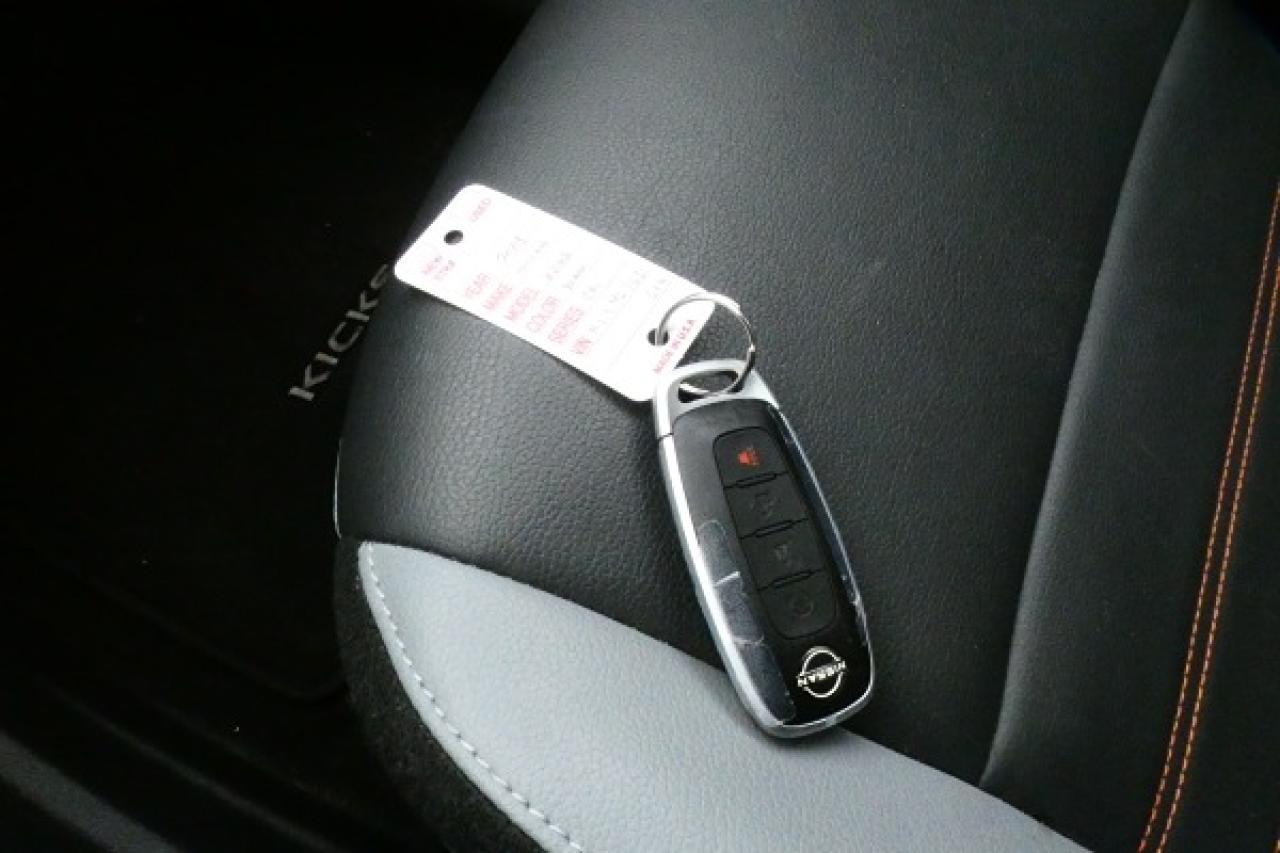 2024 Nissan Kicks SR FWD w/Htd Leather, BUC - Photo #19