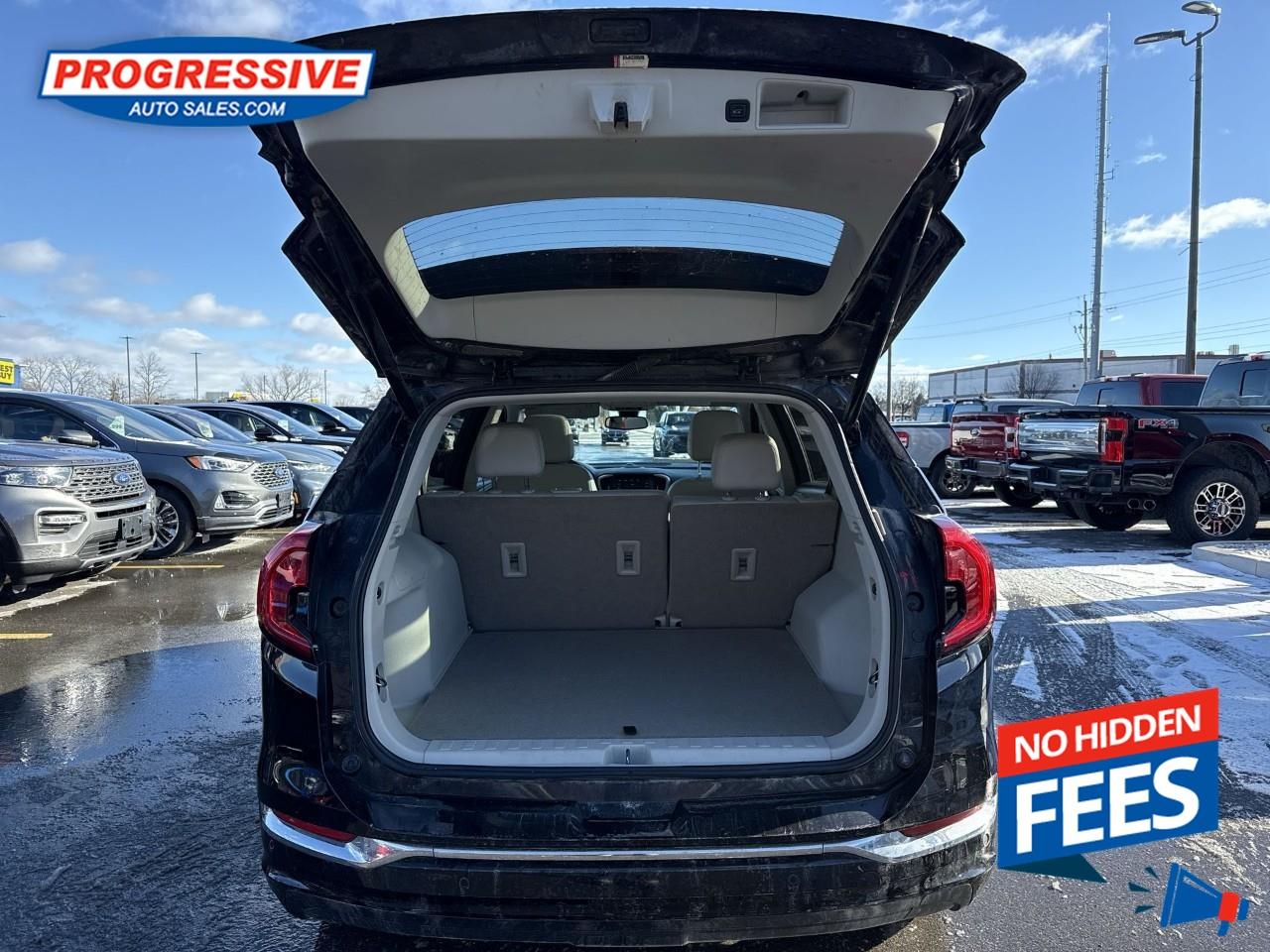 2023 GMC Terrain Denali Photo