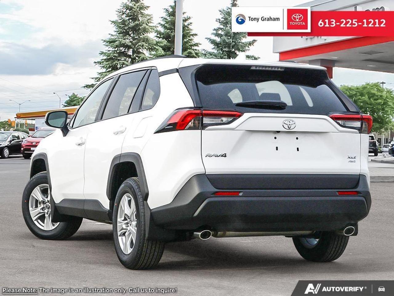2025 Toyota RAV4 XLE Photo3