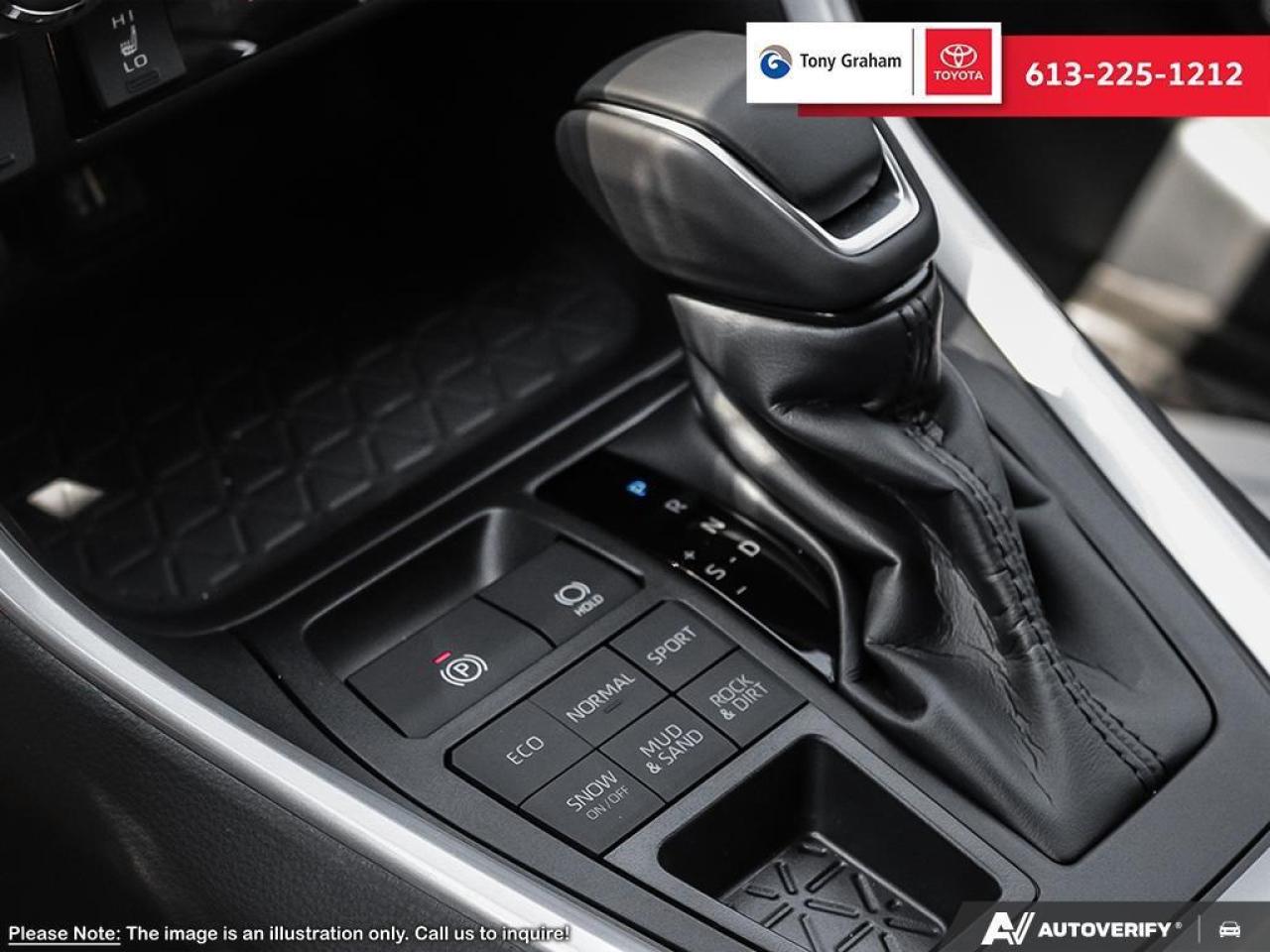 2025 Toyota RAV4 XLE Photo