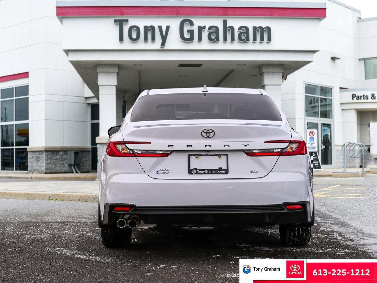 2025 Toyota Camry SE Upgrade Photo