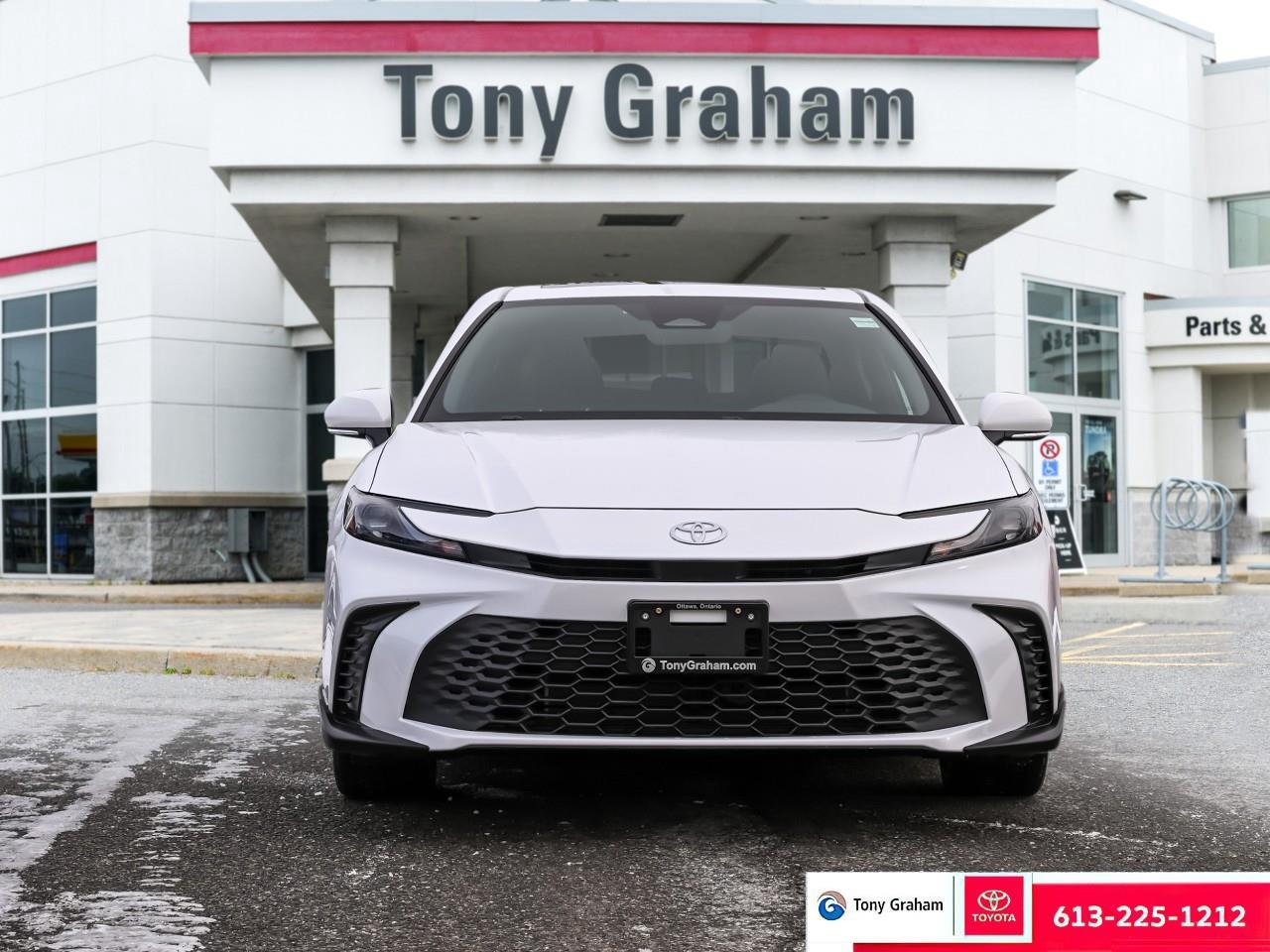 2025 Toyota Camry SE Upgrade Photo