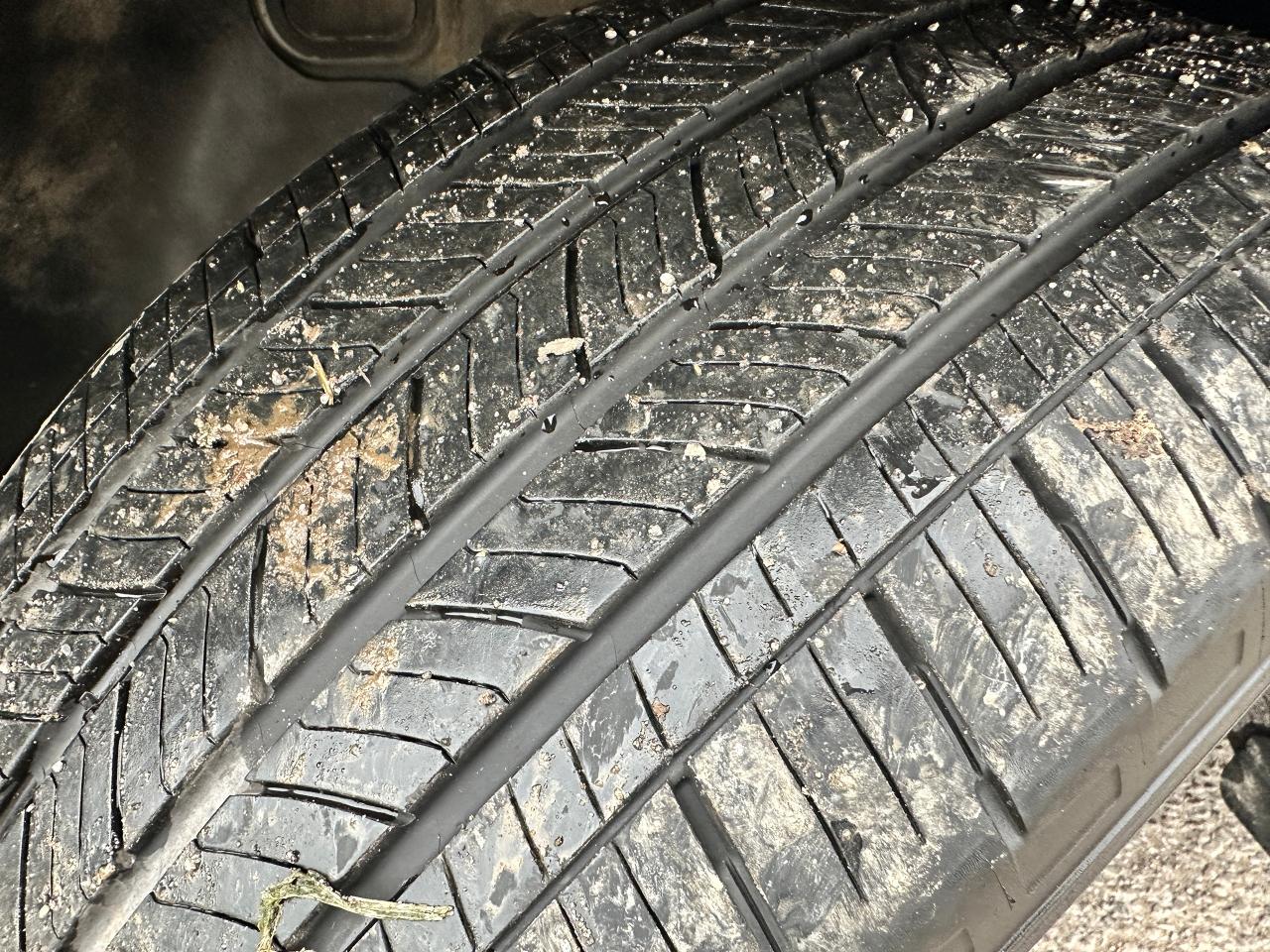 2022 Kia Telluride SX-AWD HTD/CLD-LTHR Dual-Sunroof 7Pass SkyView XM Photo