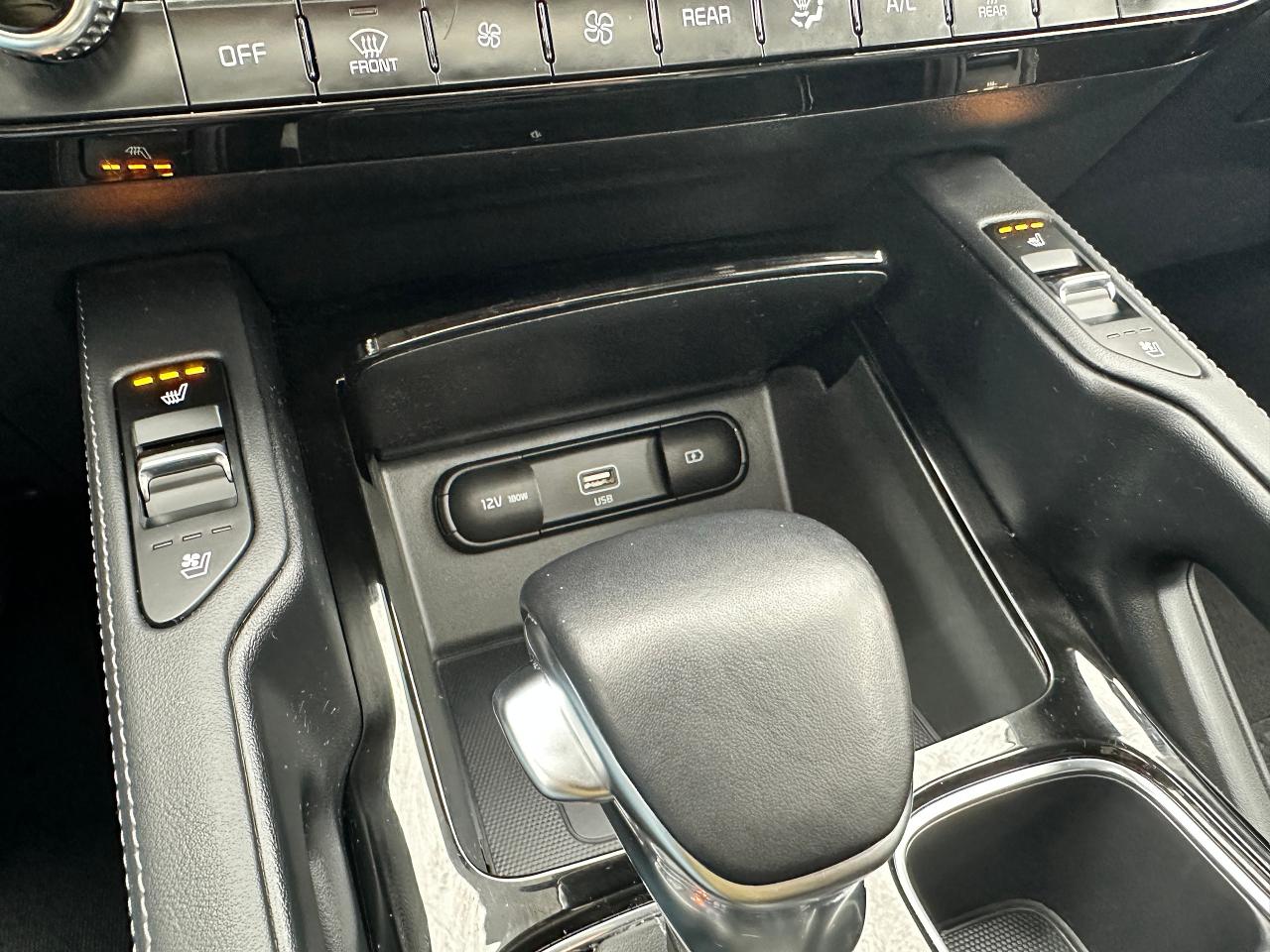 2022 Kia Telluride SX-AWD HTD/CLD-LTHR Dual-Sunroof 7Pass SkyView XM Photo