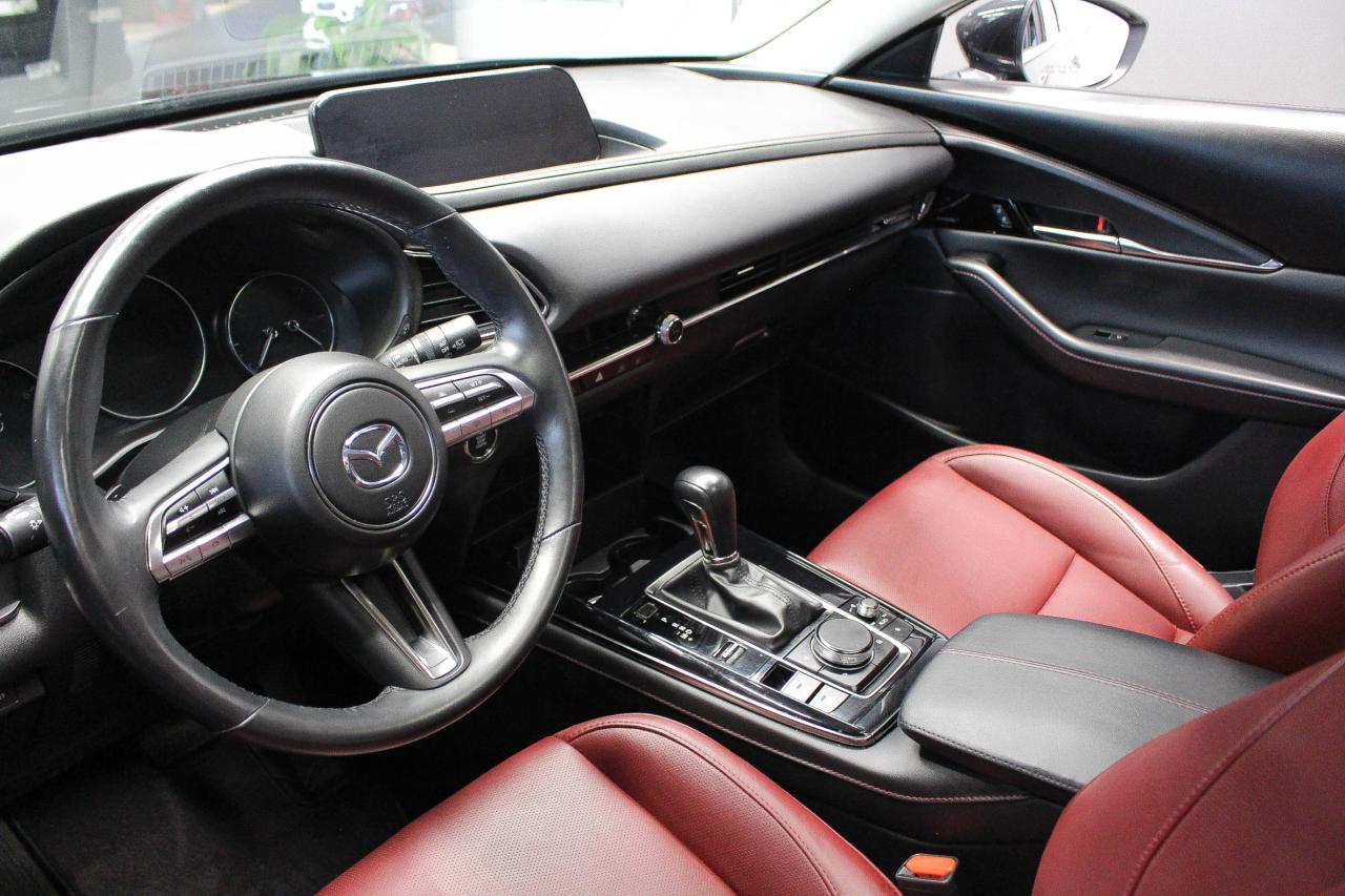 2023 Mazda CX-30 GT w/Turbo LEASE RETURN - HEADS UP DISPLAY - TURBO ENGINE - 360° CAMERA Photo
