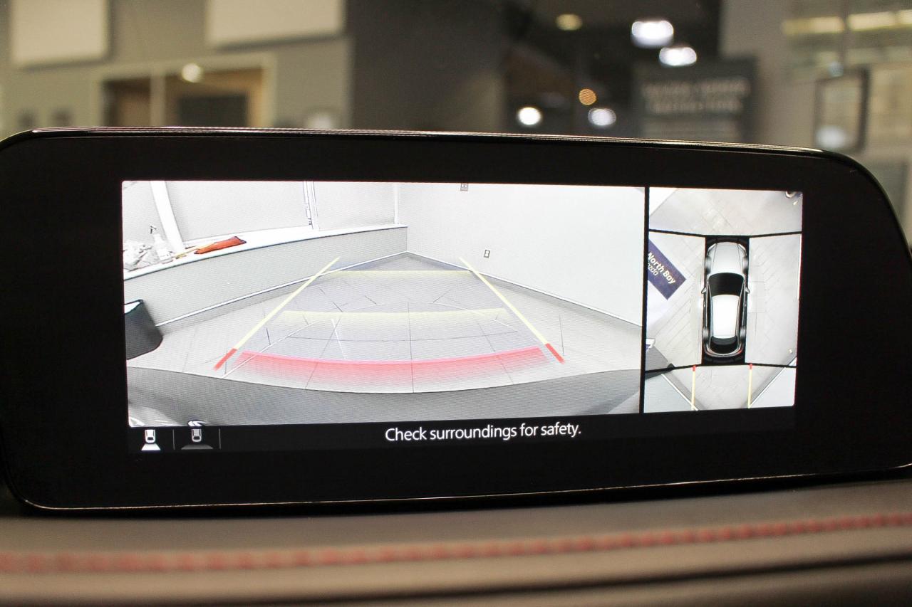 2023 Mazda CX-30 GT w/Turbo LEASE RETURN - HEADS UP DISPLAY - TURBO ENGINE - 360° CAMERA Photo