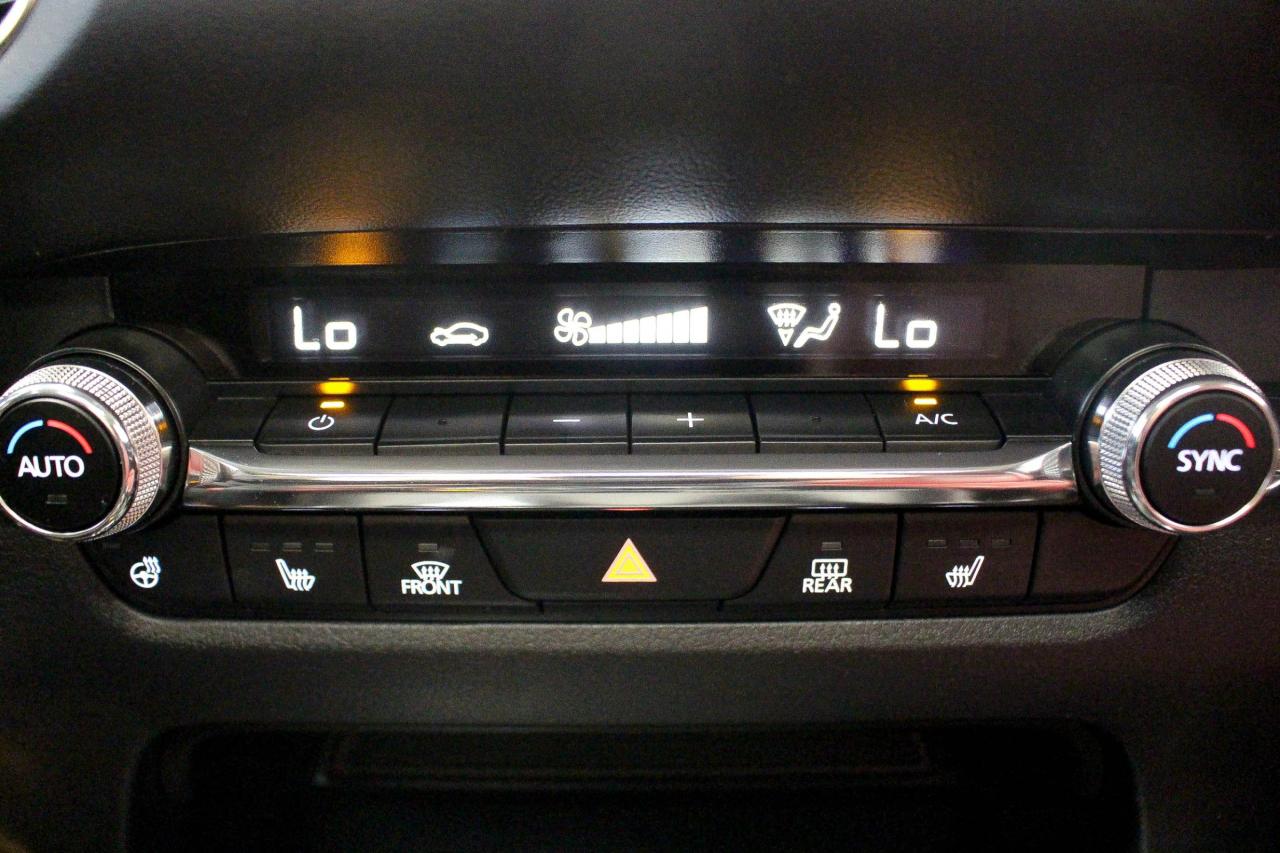 2023 Mazda CX-30 GT w/Turbo LEASE RETURN - HEADS UP DISPLAY - TURBO ENGINE - 360° CAMERA Photo